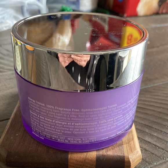 Clinique Take The Day Off Cleansing Balm 6.7 OZ. - Picture 2 of 5